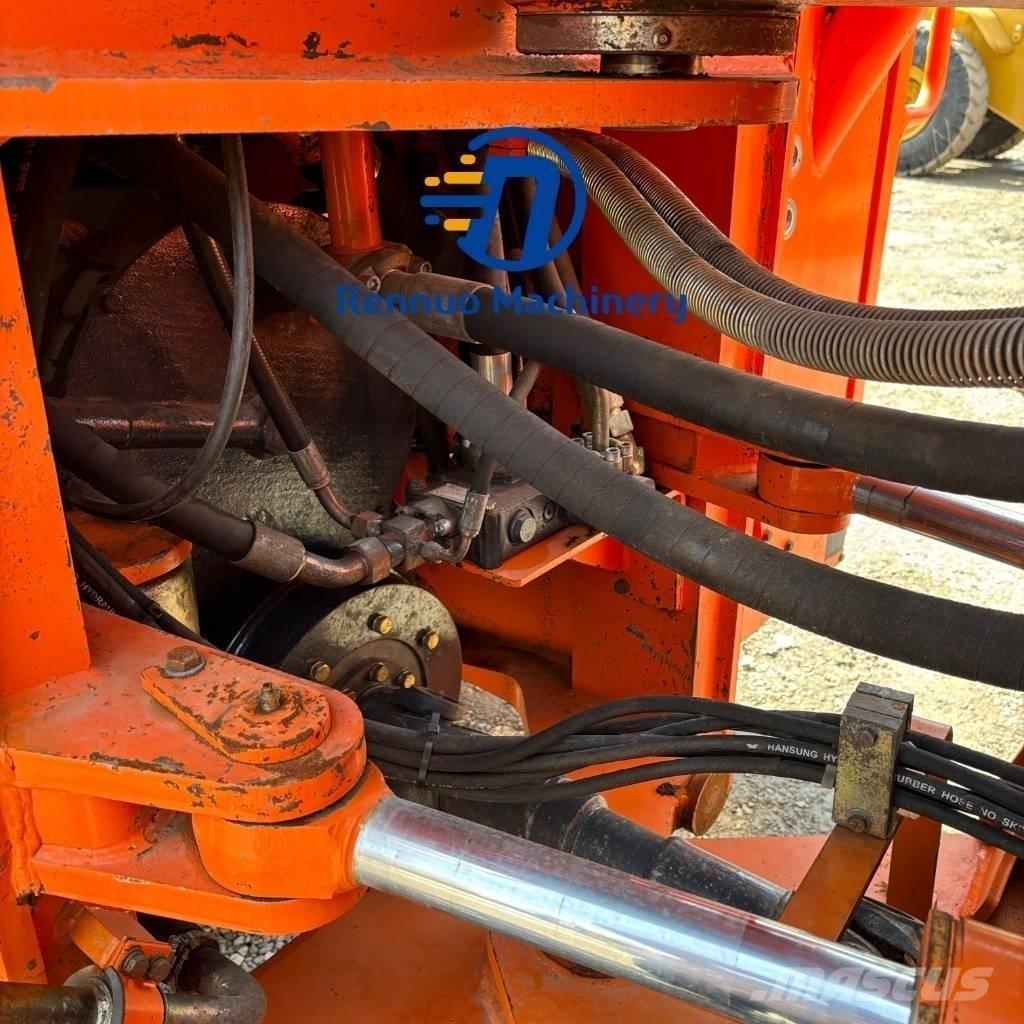 Doosan DL505 Gumikerekes homlokrakodók