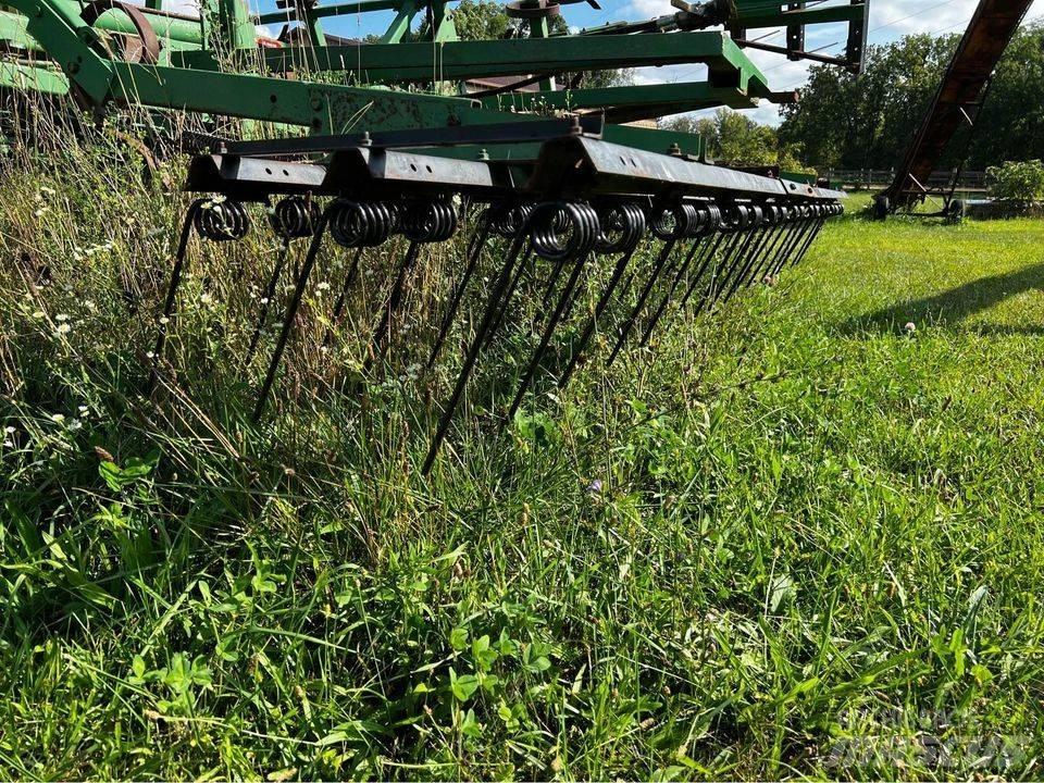 John Deere 960 Kultivátorok