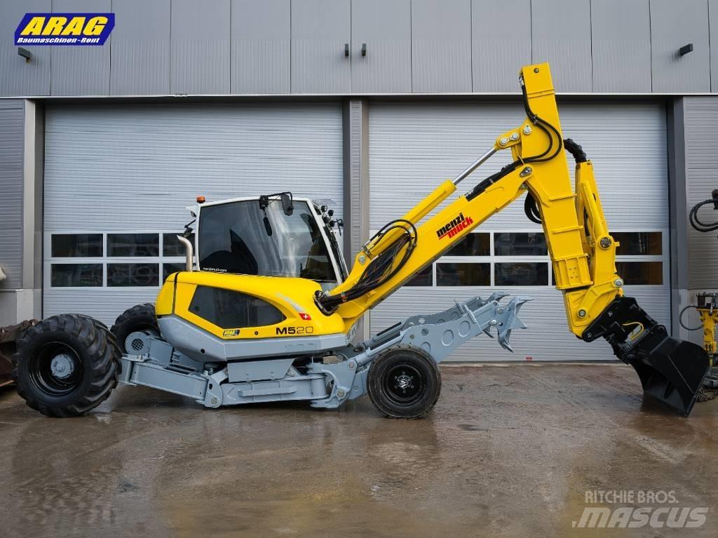 Menzi Muck M520 Gumikerekes kotrók