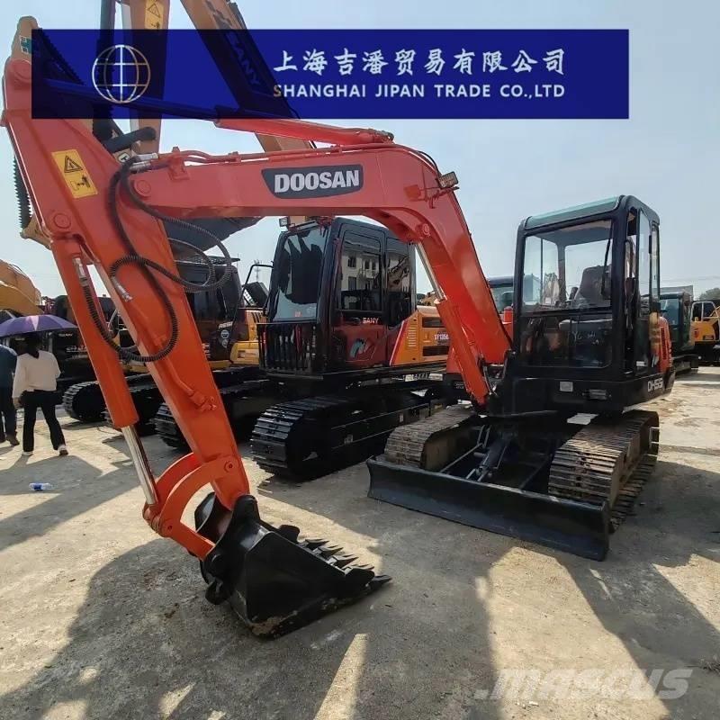 Doosan DH 55 Mini kotrók < 7t