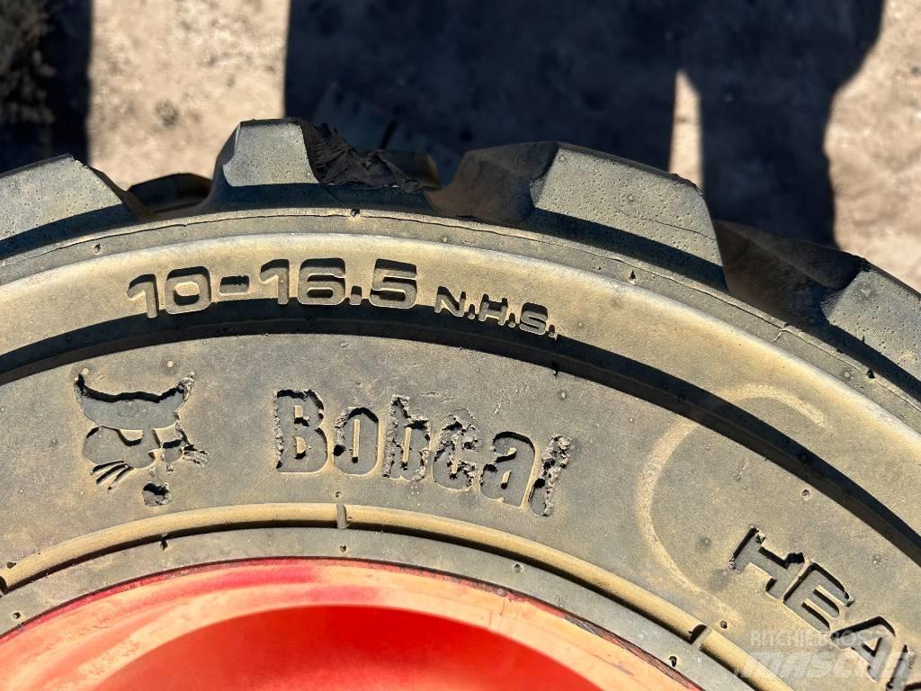 Bobcat 10x16.5 Tires Gumiabroncsok, kerekek és felnik