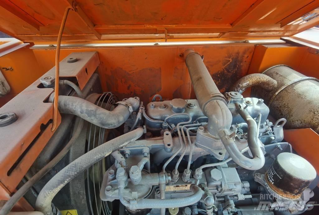Hitachi ZX 70 Lánctalpas kotrók