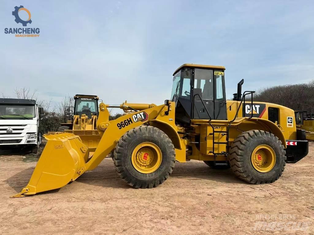 CAT 966 H Gumikerekes homlokrakodók