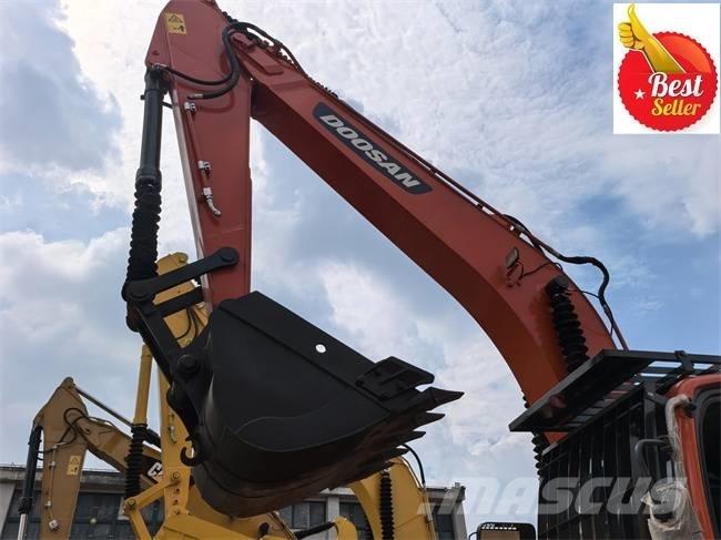Doosan DX 225 LC Lánctalpas kotrók