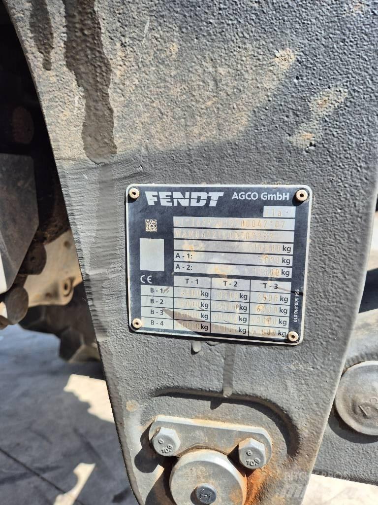Fendt 826 Profi Traktorok