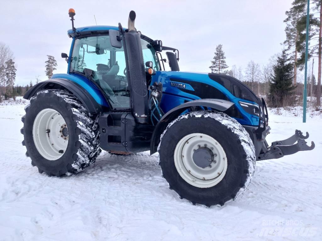 Valtra T 174 VERSU Traktorok