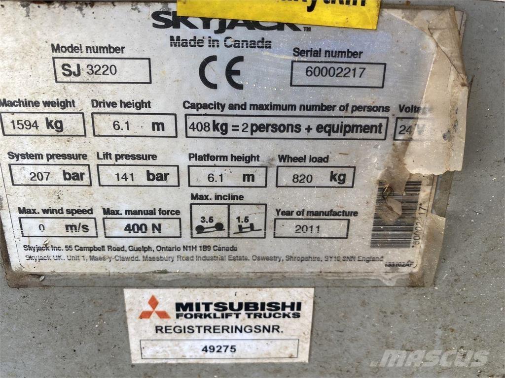 SkyJack SJ3219 Ollós emelők