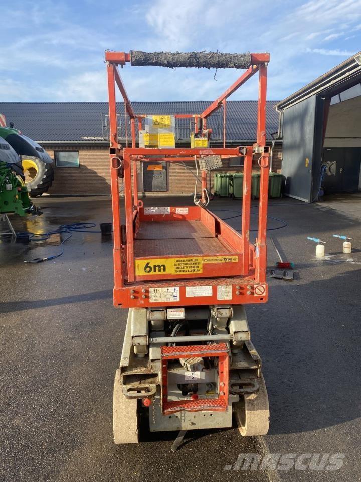 SkyJack SJ3219 Ollós emelők