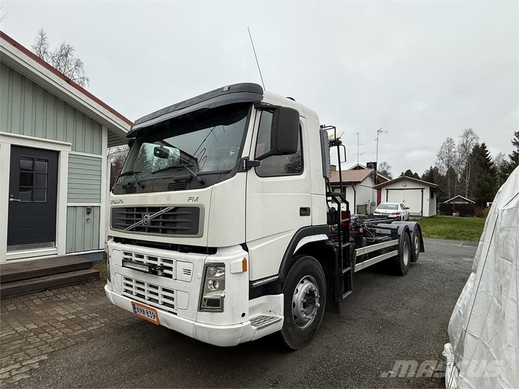 Volvo FM12 6x2 Horgos rakodó teherautók