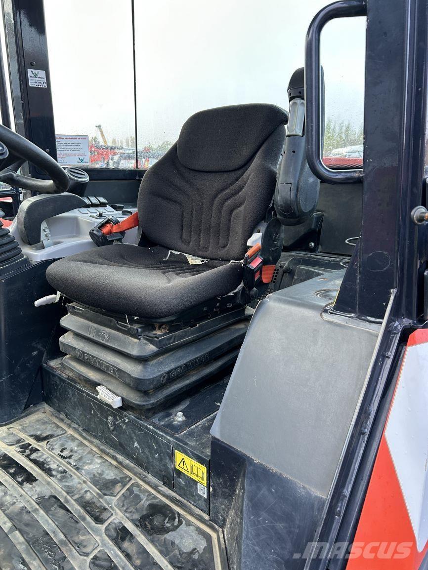 Kubota R070 (6678) Univerzális rakodók
