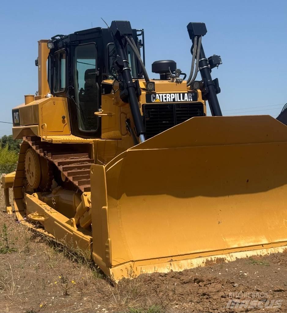 CAT D 6 T XL lánctalpas dózerek