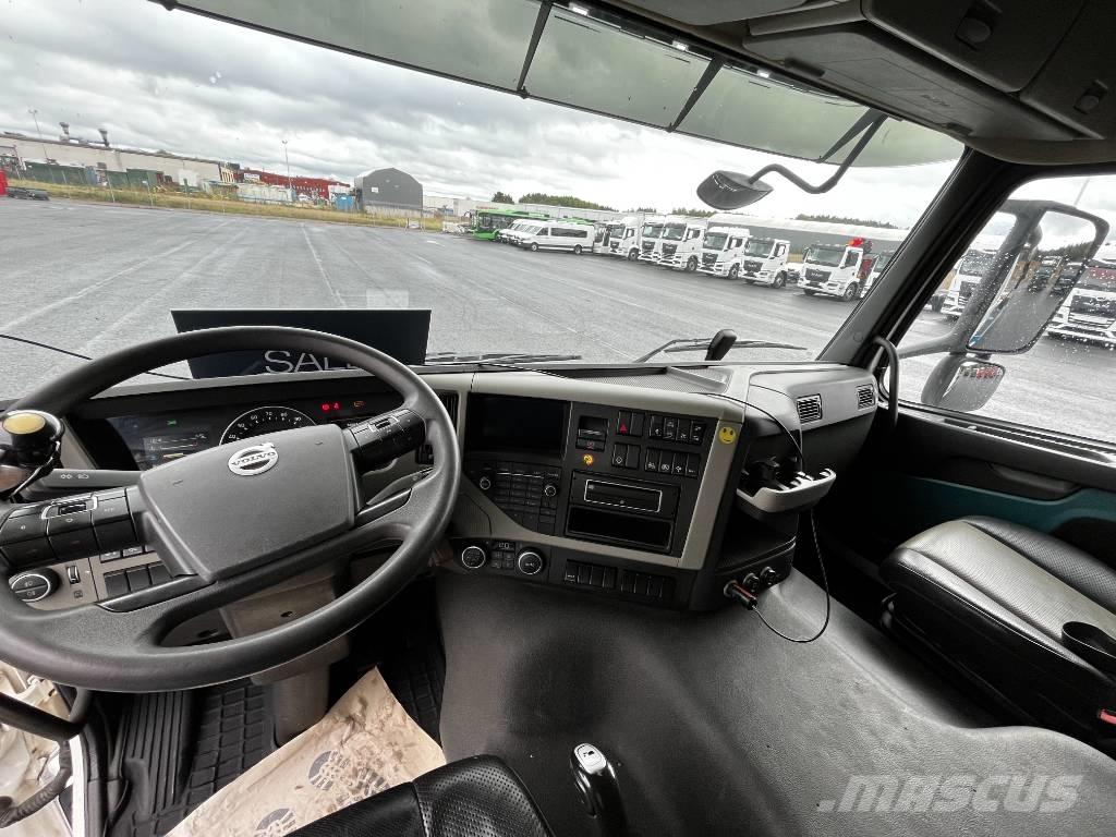 Volvo FM 6X2 Hidraulikus konténerszállító