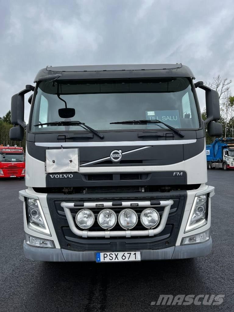 Volvo FM 6X2 Hidraulikus konténerszállító