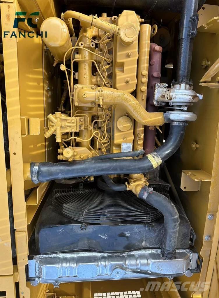 CAT 320 C L Lánctalpas kotrók
