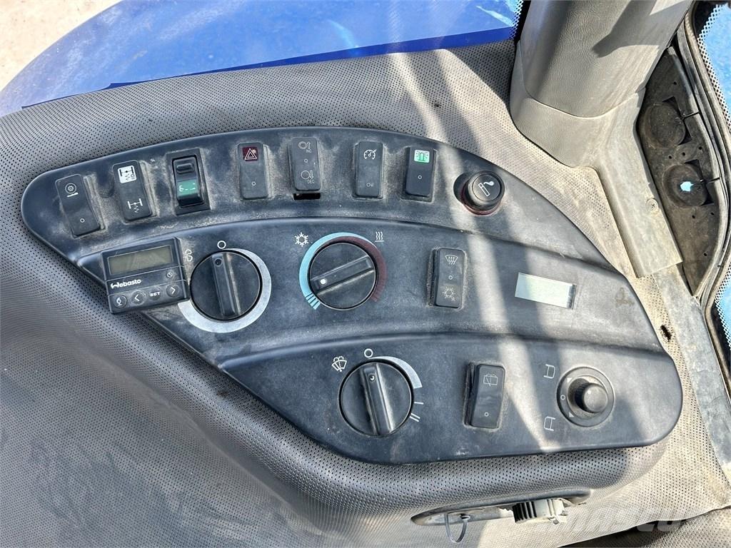 New Holland TG285 Traktorok