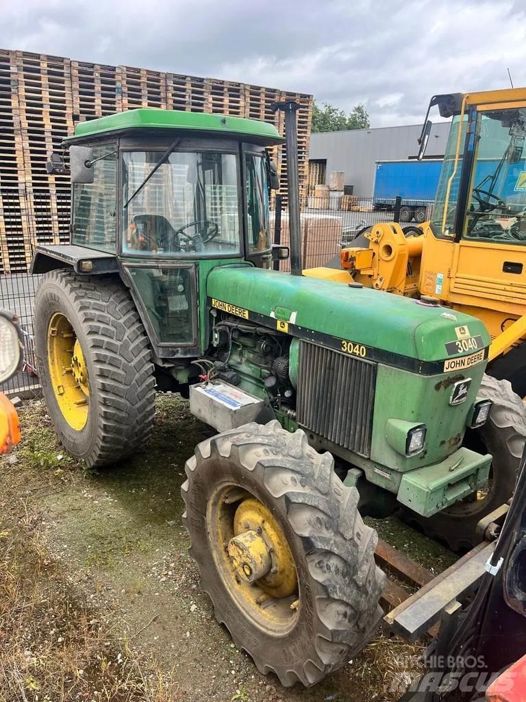 John Deere 3040 Traktorok