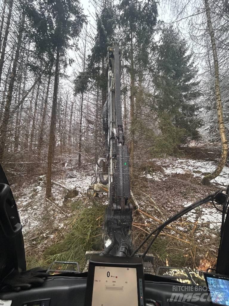 Rottne H8 Betakarítók