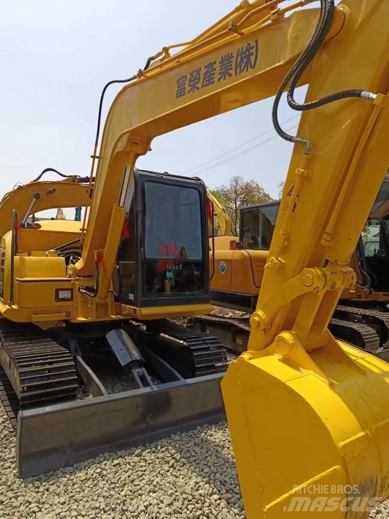 Komatsu PC 70 Lánctalpas kotrók