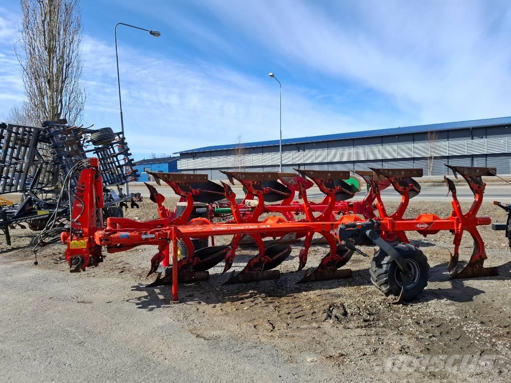 Kuhn Vari-Master 122 Váltvaforgató ekék