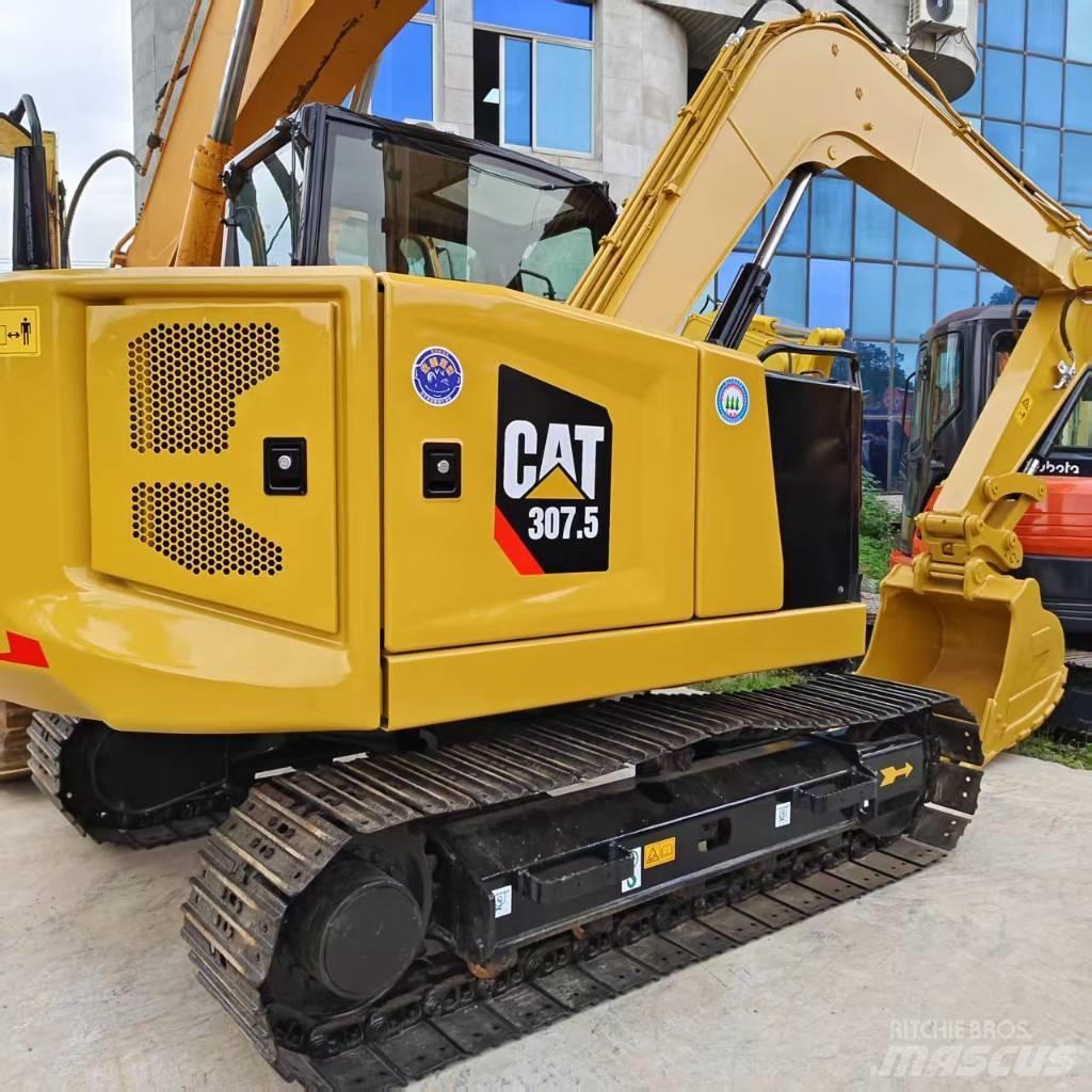 CAT 307.5 Közepes (midi) kotrók 7 t - 12 t