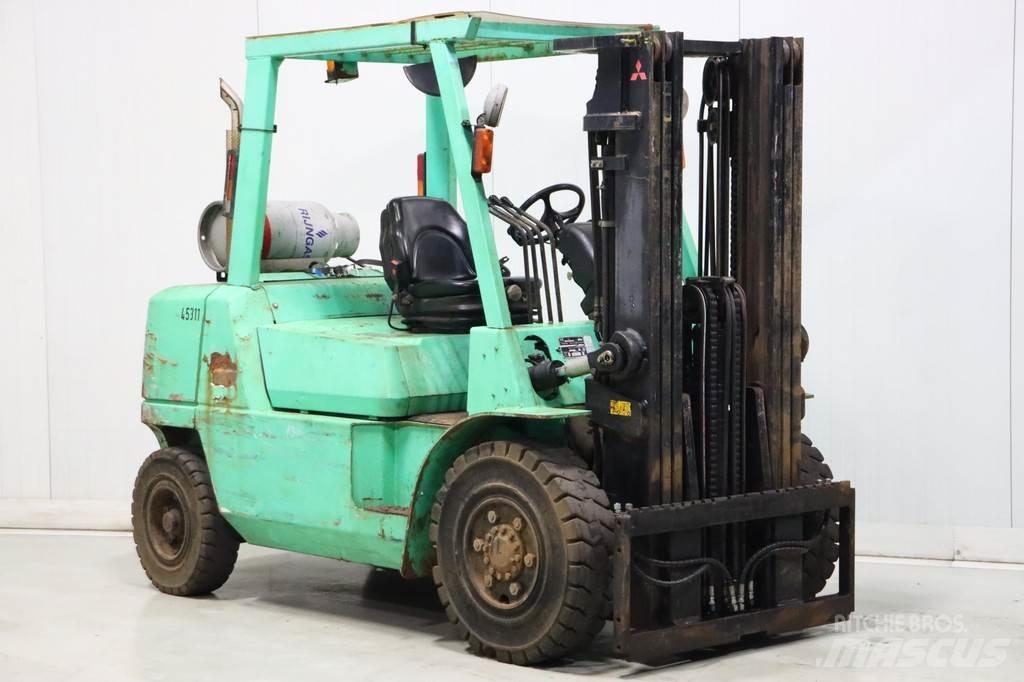 Mitsubishi FG40K Gázüzemű targoncák