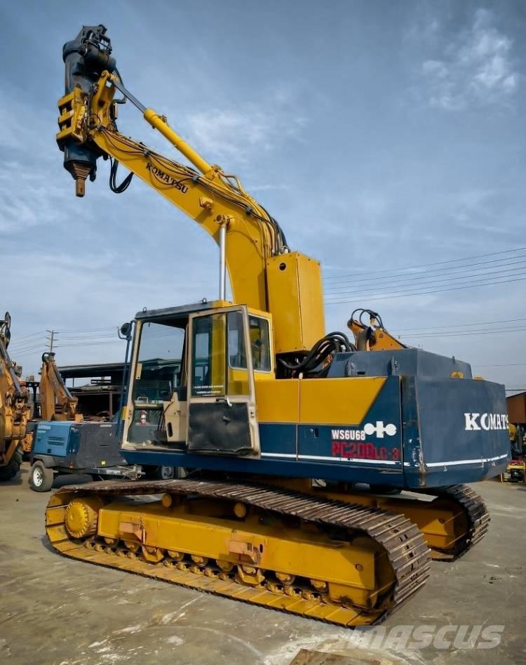 Komatsu PC 200 LC-3 Lánctalpas kotrók
