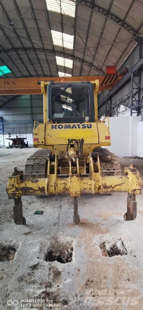 Komatsu DX 65 lánctalpas dózerek