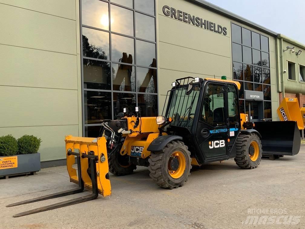 JCB 525-60 E Teleszkópos rakodók