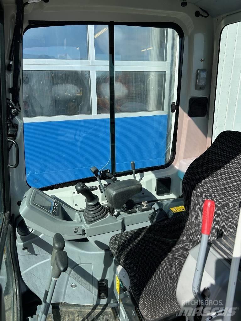 Takeuchi TB 216 Mini kotrók < 7t