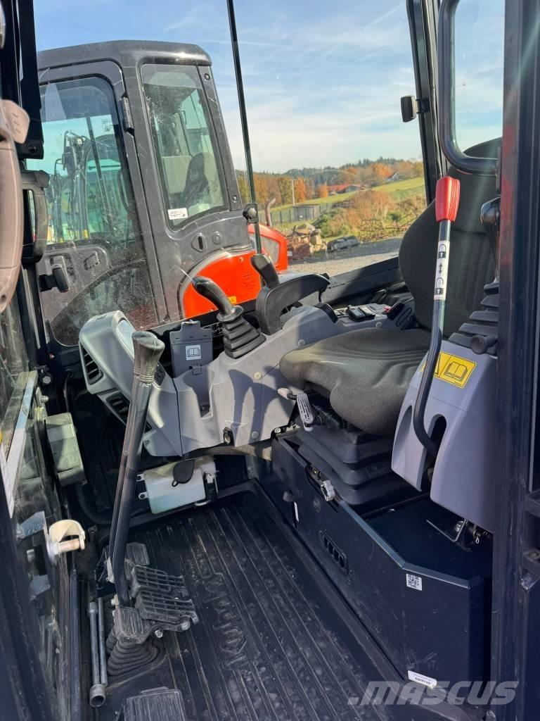 Kubota KX 027-4 Mini kotrók < 7t