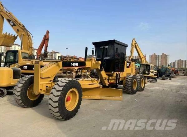 CAT 140 H Gréderek