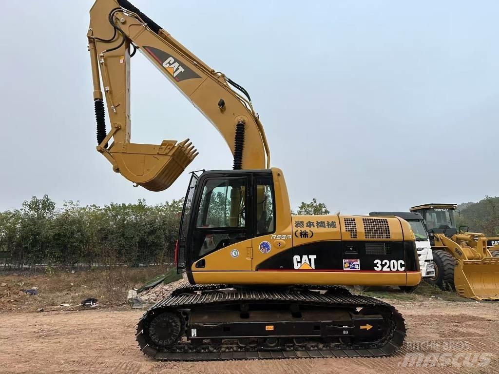 CAT 320 C Lánctalpas kotrók