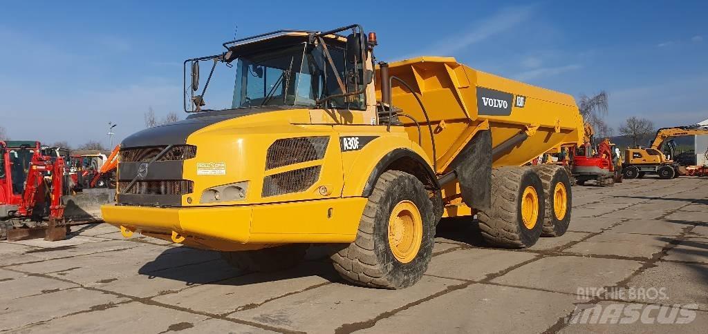 Volvo A 30 F Csuklósdömperek