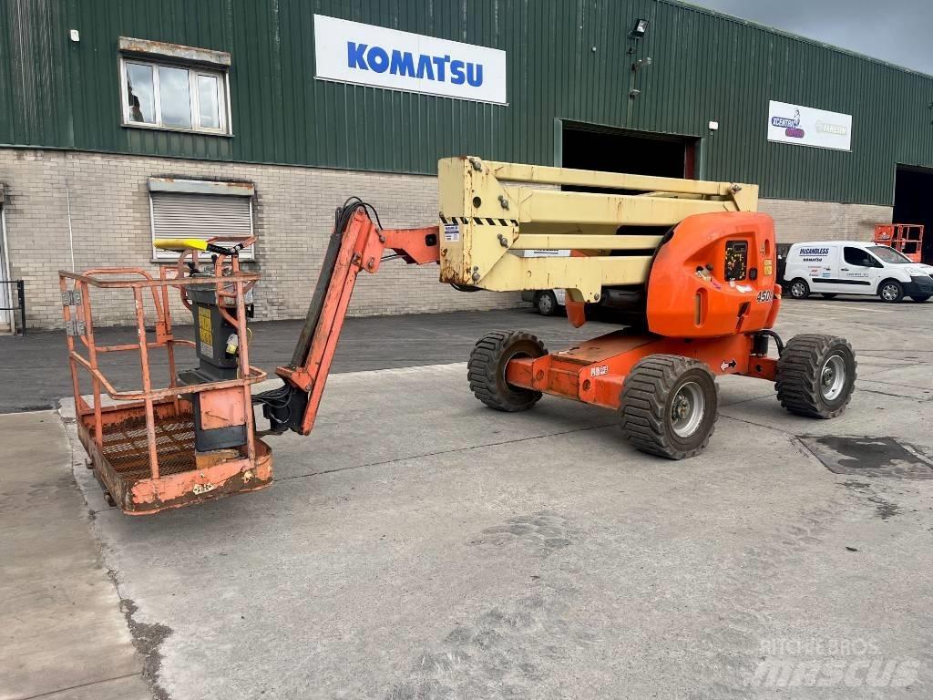 JLG 450 AJ Karos emelők