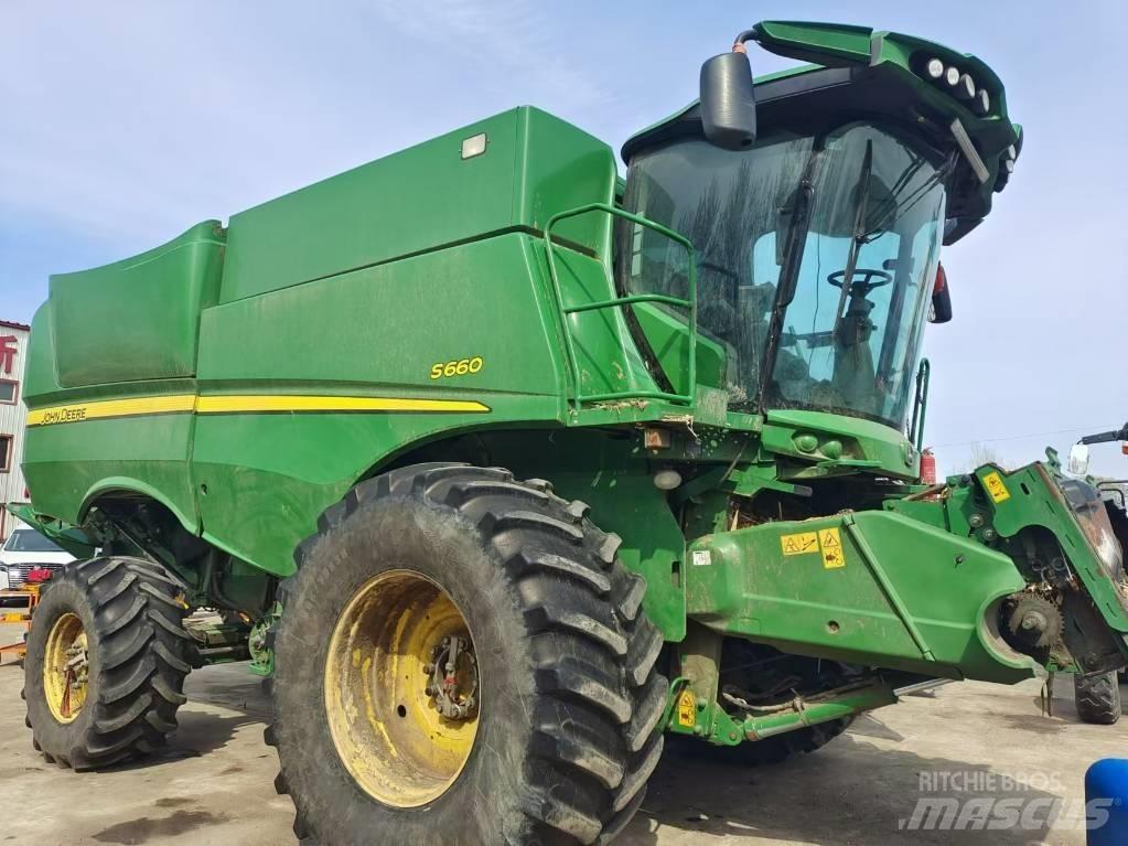 John Deere S660 Kombájnok