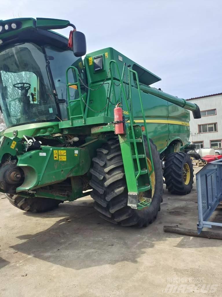 John Deere S660 Kombájnok