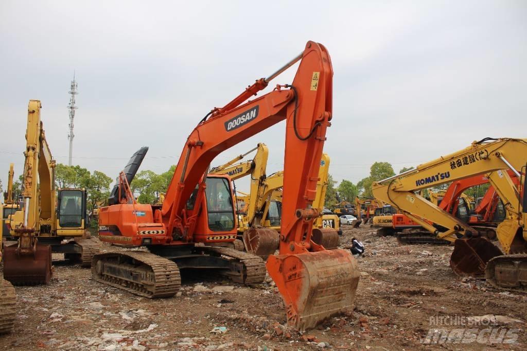 Doosan 220 LC-7 Lánctalpas kotrók