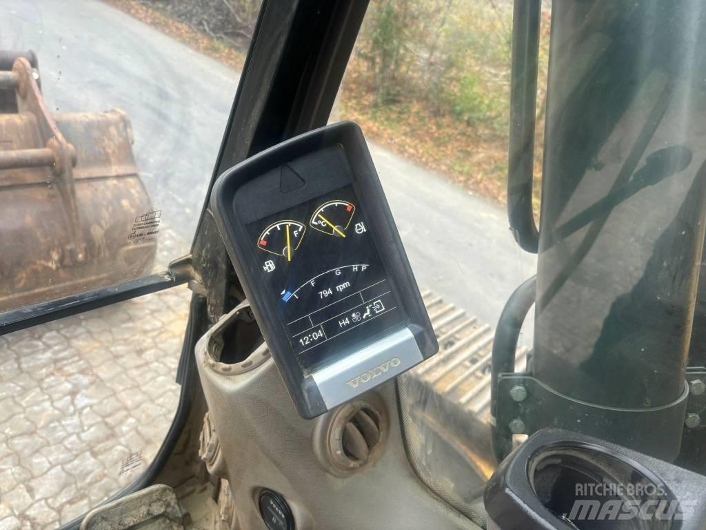 Volvo EC 220 DL Lánctalpas kotrók