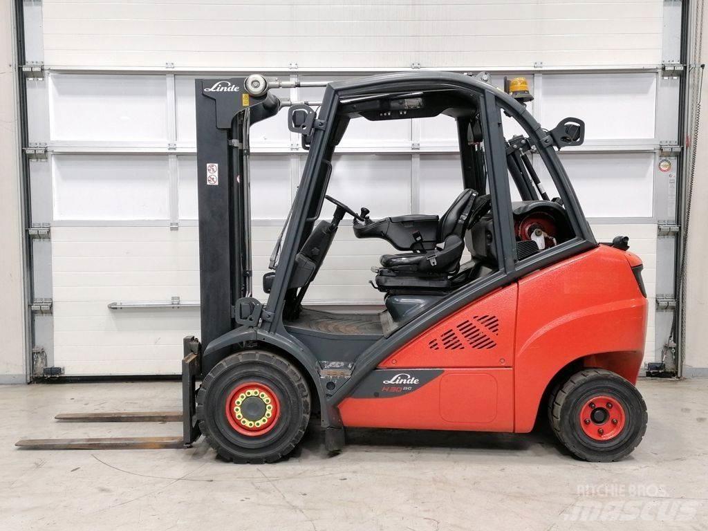 Linde H30T-02 Gázüzemű targoncák