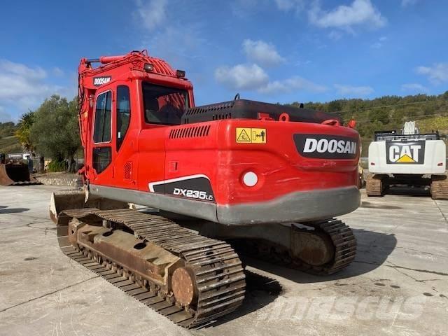 Doosan DX 235 LC Lánctalpas kotrók