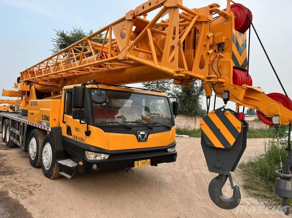 XCMG QY50KA Terepdaruk