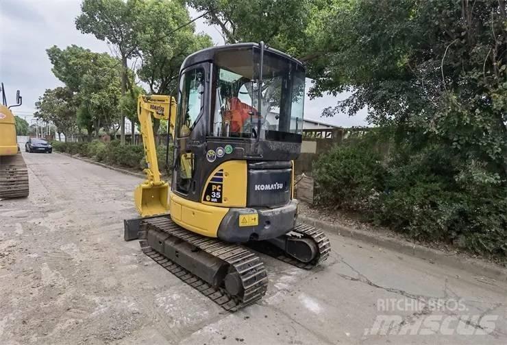 Komatsu PC35 Lánctalpas kotrók