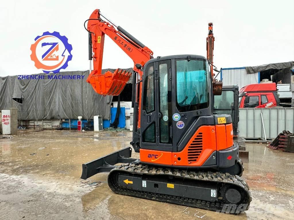 Hitachi ZX 50 Mini kotrók < 7t