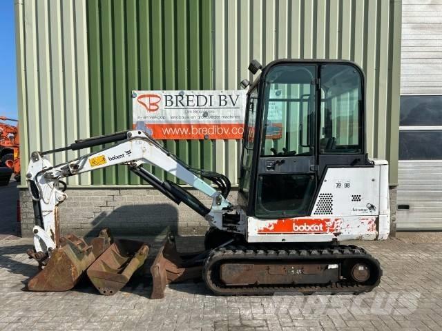 Bobcat 325 Mini kotrók < 7t