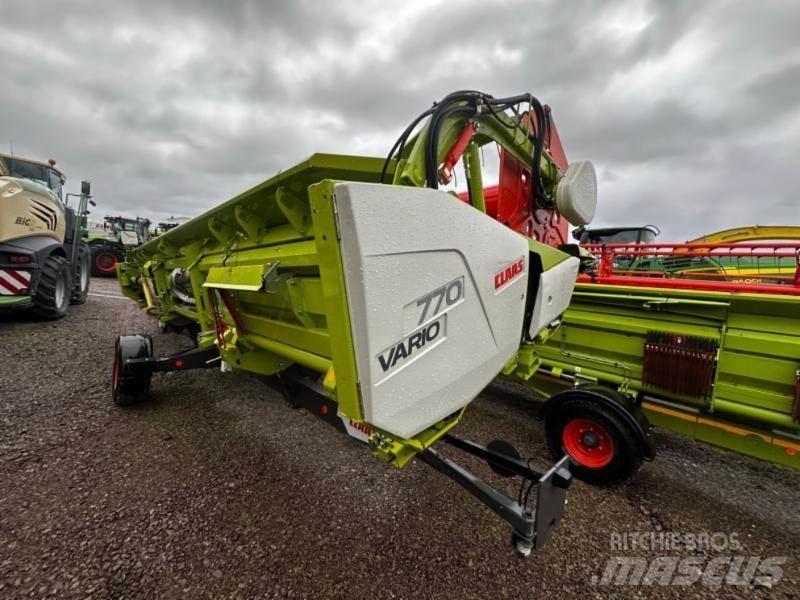 CLAAS LEXION 6700 Kombájnok