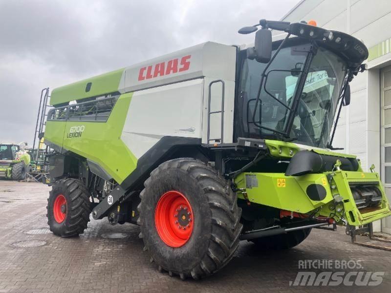 CLAAS LEXION 6700 Kombájnok