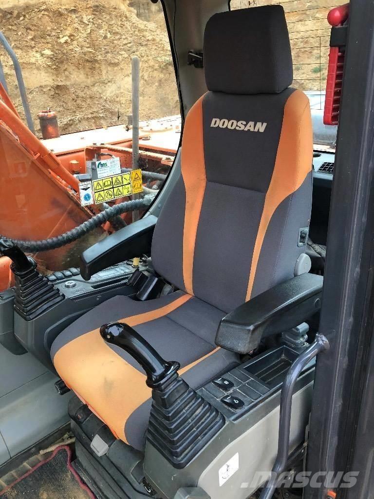 Doosan dx225 Lánctalpas kotrók