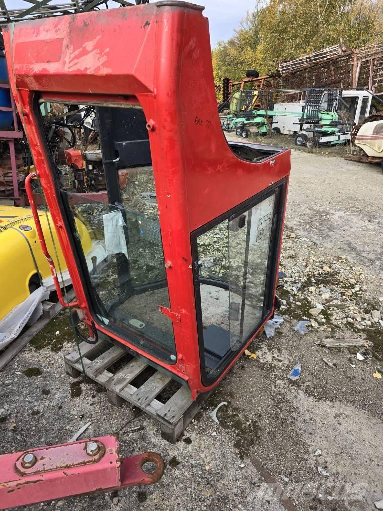 Yanmar Vio 25 Cabine Vezetőfülke és belső tartozékok
