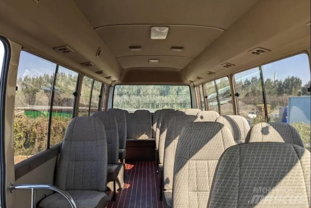 Toyota Coaster Bus Mini buszok