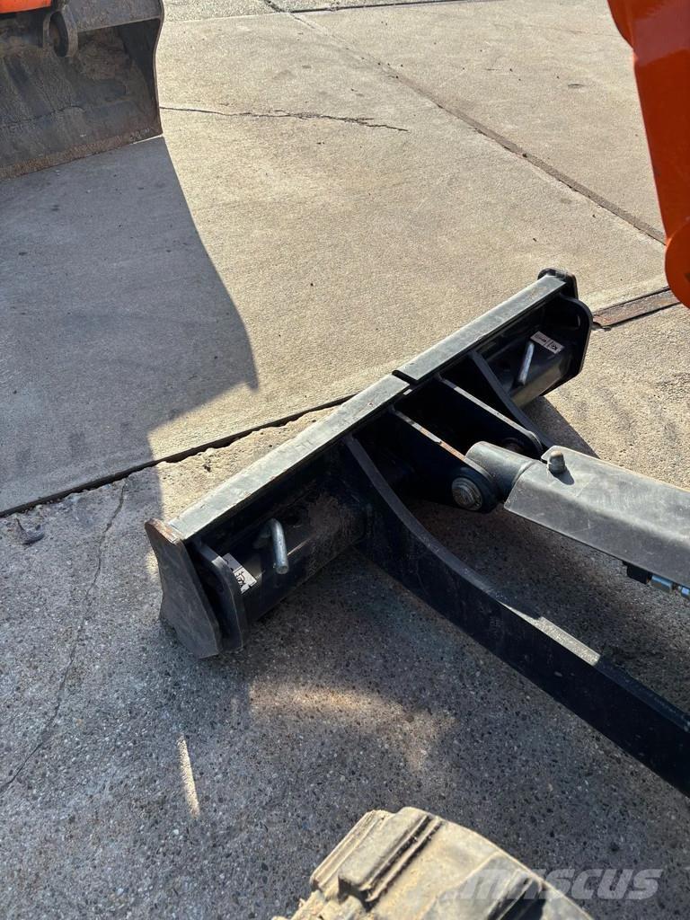 Doosan DX10Z Mini kotrók < 7t